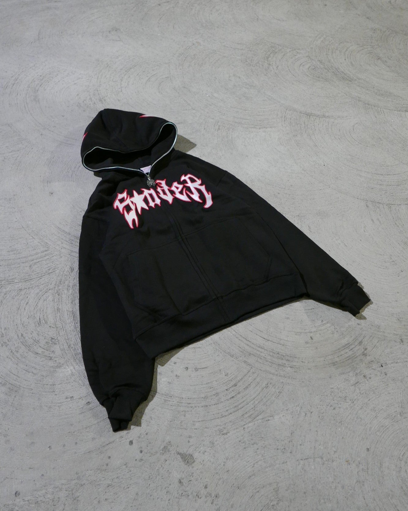 Spider Full-Zip in Black and Red